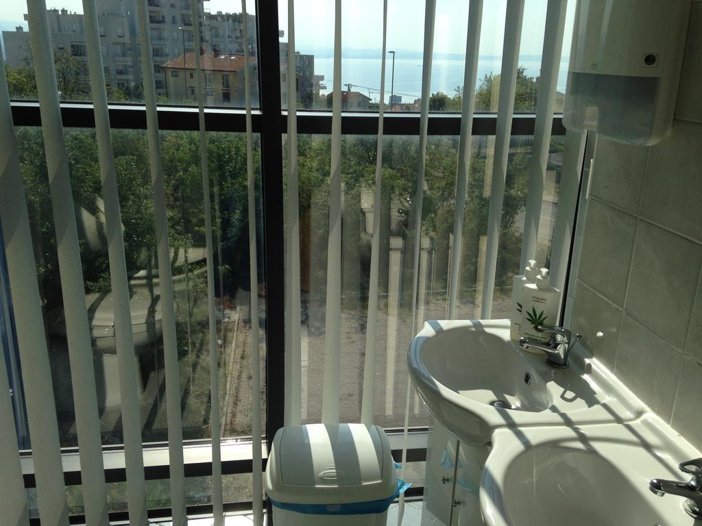 Hostel Ceska Besedaリエカ エクステリア 写真
